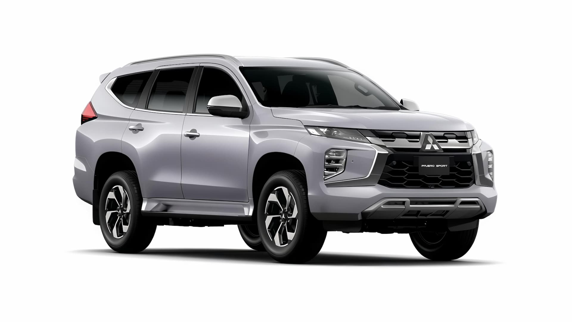 Pajero Sport image 3